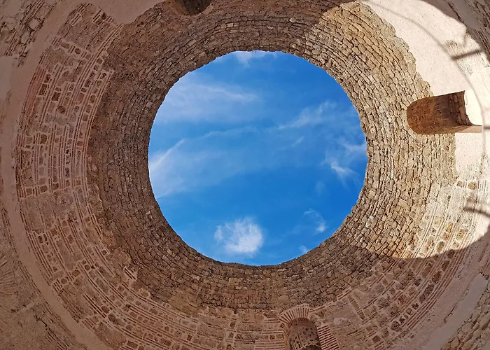 아파트 아파트먼트 모니 *