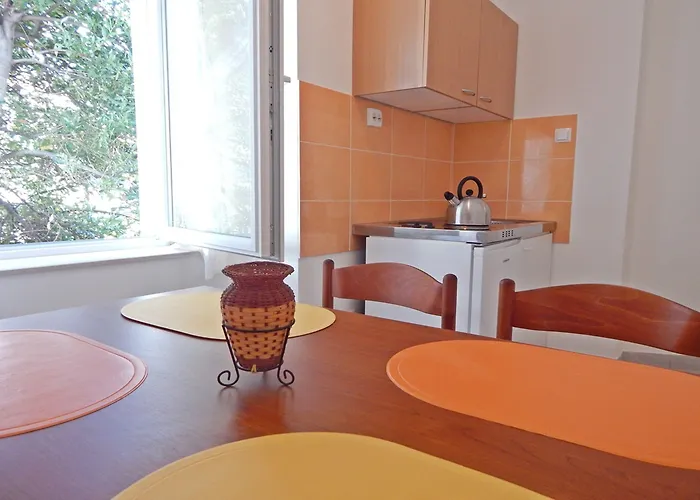 아파트먼트 모니 아파트